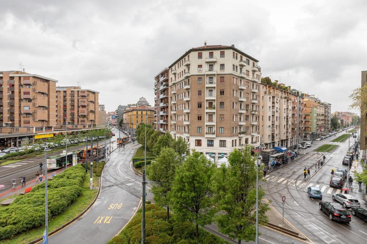 Piazza De Angeli M1 Comfortable Flat With Balcony Milánó Kültér fotó